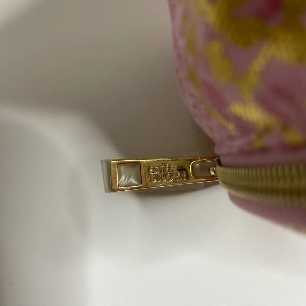 NWOT Estée Lauder Pink And Gold Cosmetic Case